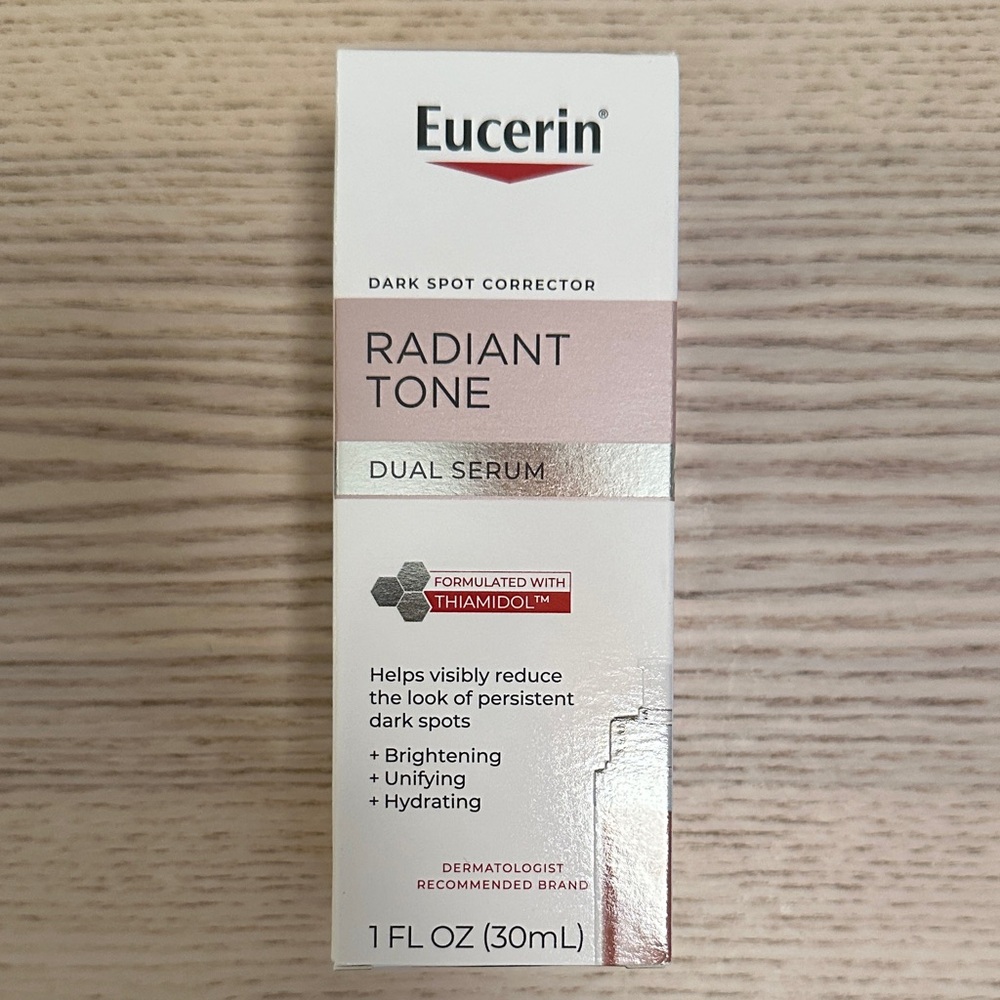 Eucerin Radiant Tone Dual Serum